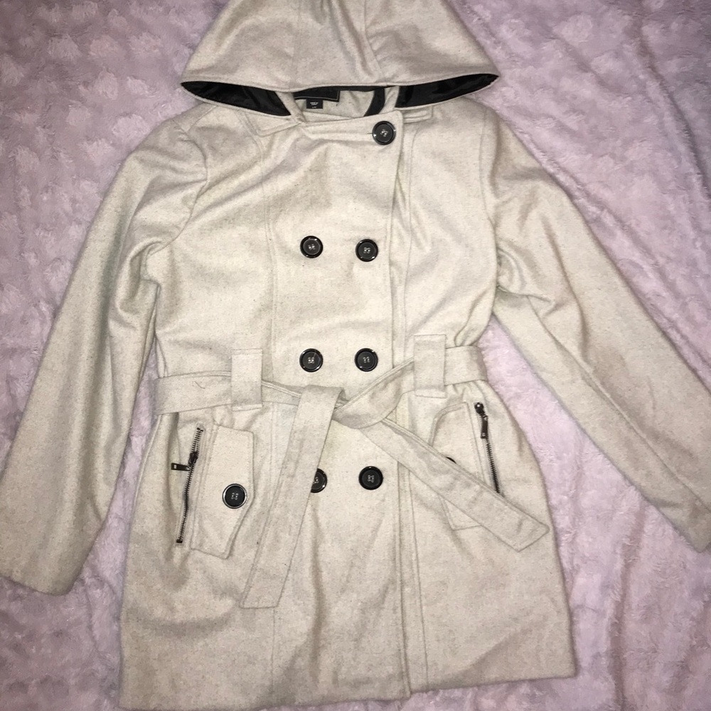 Metaphor grey coat